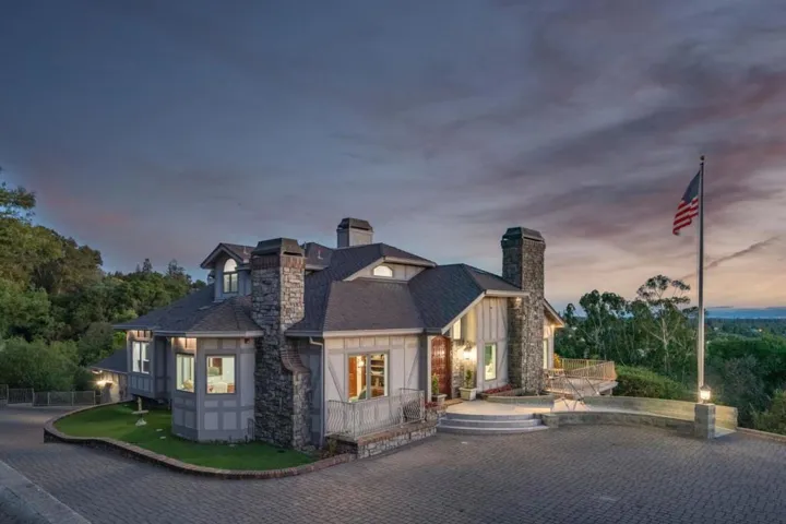 15217 Sobey Road, Saratoga, California 95070