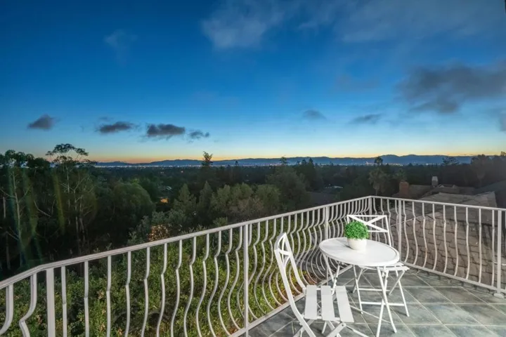 15217 Sobey Road, Saratoga, California 95070