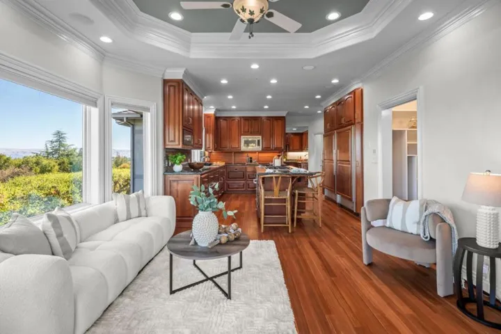 15217 Sobey Road, Saratoga, California 95070