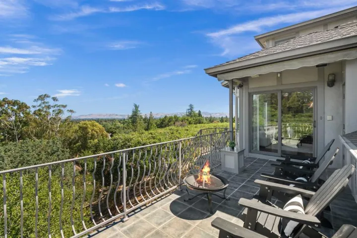 15217 Sobey Road, Saratoga, California 95070