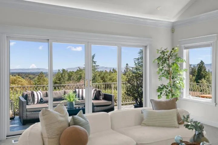 15217 Sobey Road, Saratoga, California 95070