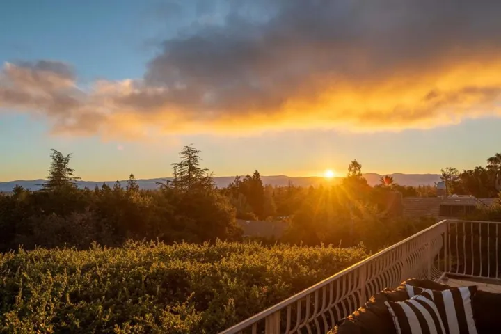 15217 Sobey Road, Saratoga, California 95070