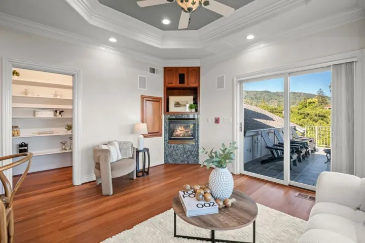15217 Sobey Road, Saratoga, California 95070