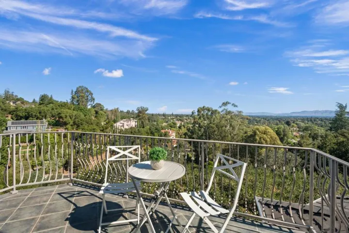 15217 Sobey Road, Saratoga, California 95070