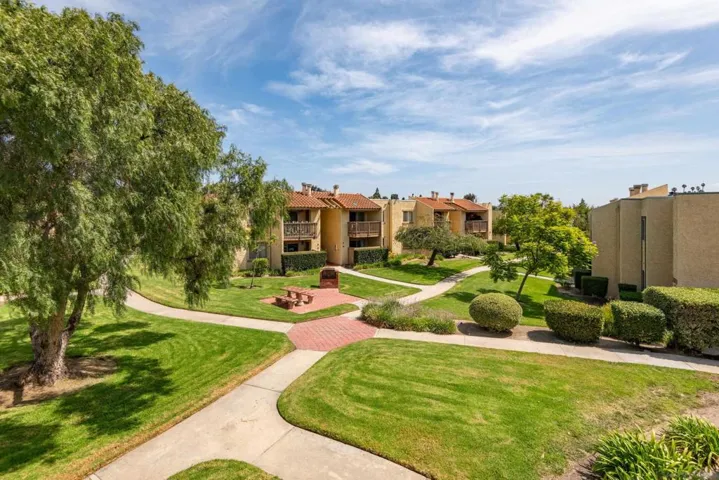 2980 Alta View Dr 202, San Diego, California 92139