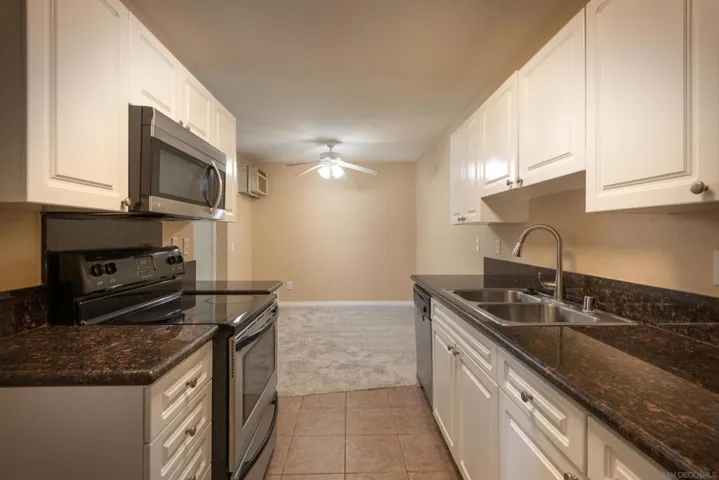 2980 Alta View Dr 202, San Diego, California 92139