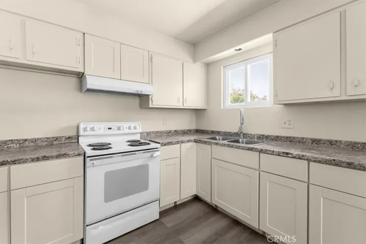 22145 Chase Ave & 3067 Burnham Avenue, Corning, California 96021