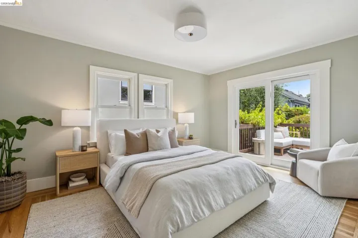 4630 Edgewood Avenue, Oakland, California 94602