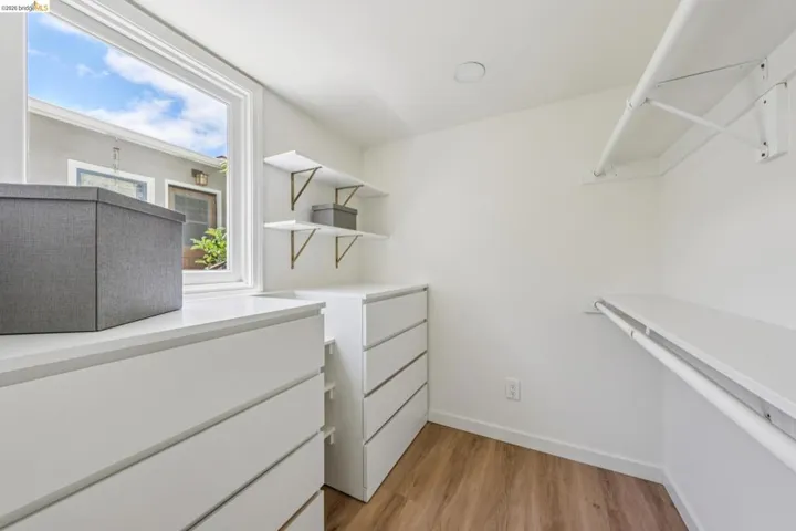 4630 Edgewood Avenue, Oakland, California 94602