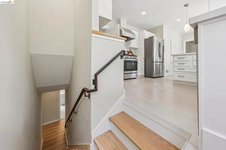 4630 Edgewood Avenue, Oakland, California 94602