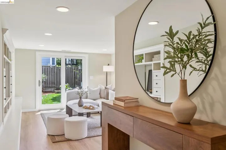 4630 Edgewood Avenue, Oakland, California 94602