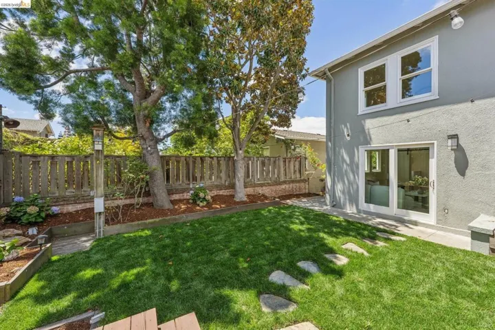 4630 Edgewood Avenue, Oakland, California 94602