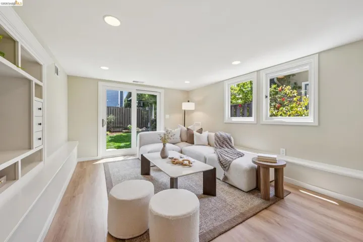 4630 Edgewood Avenue, Oakland, California 94602