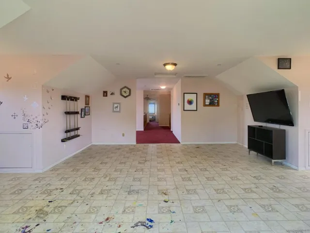 1249 La Cresta Blvd, El Cajon, California 92021