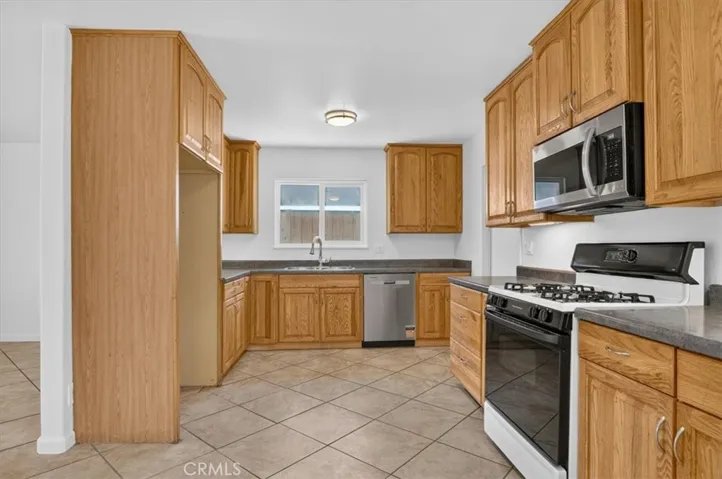 316 N W, Lompoc, California 93436