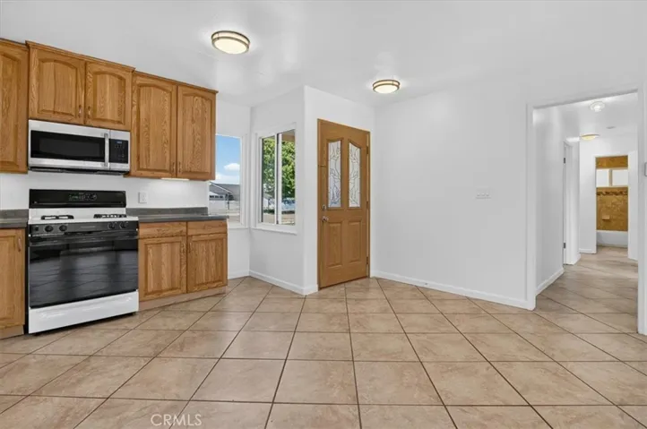316 N W, Lompoc, California 93436