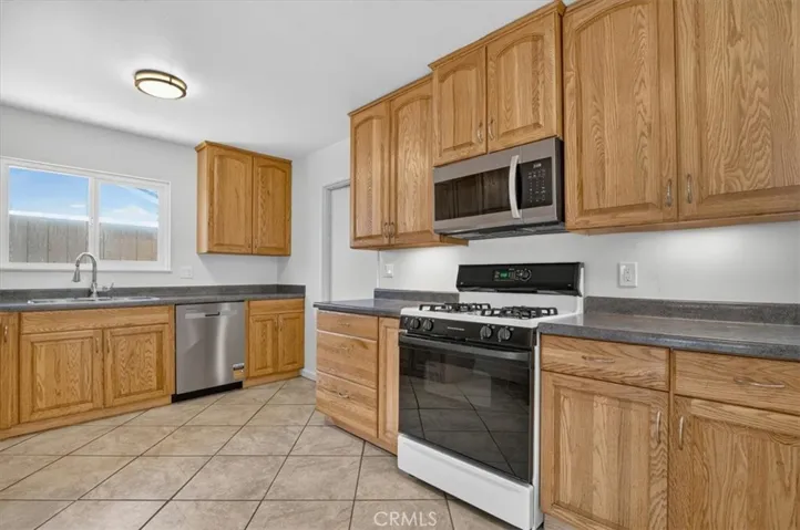 316 N W, Lompoc, California 93436