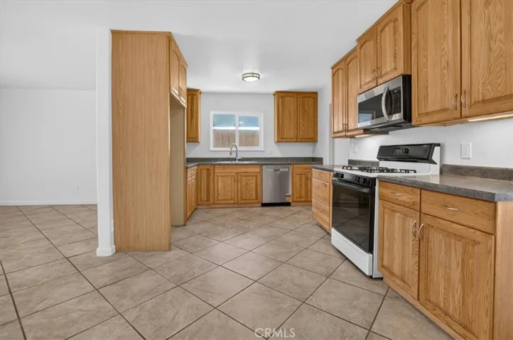316 N W, Lompoc, California 93436