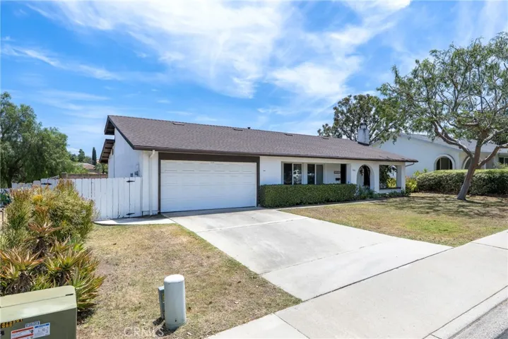 1843 Donalor, Escondido, California 92027