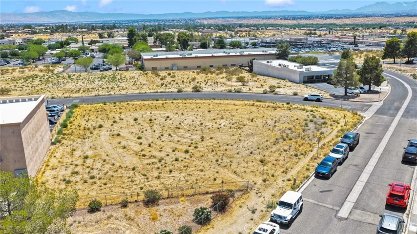 0 Siskiyou Road, Apple Valley, California 92307