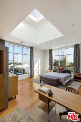 1643 12th Street 2, Santa Monica, California 90404