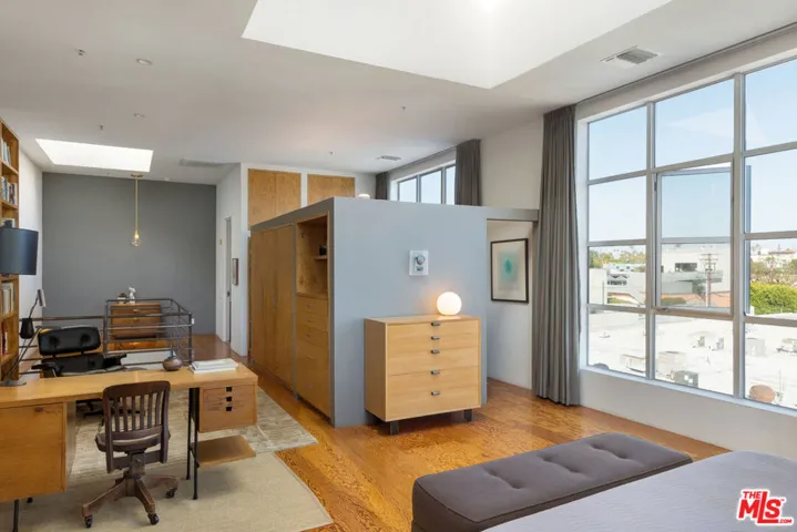 1643 12th Street 2, Santa Monica, California 90404