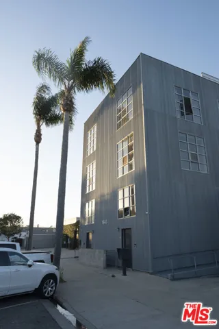 1643 12th Street 2, Santa Monica, California 90404