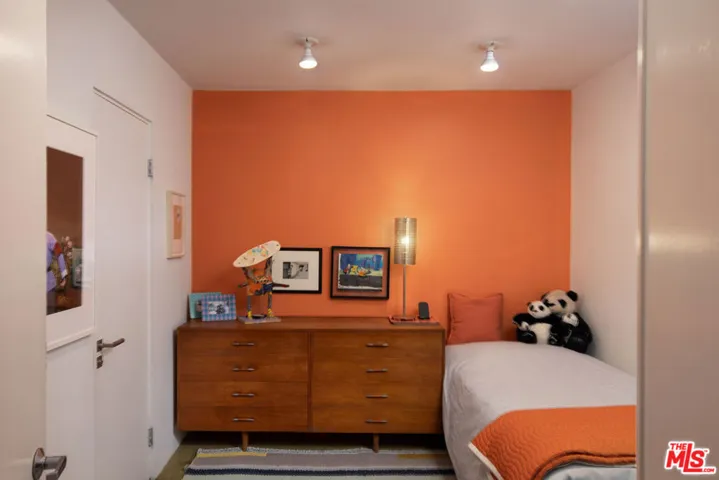 1643 12th Street 2, Santa Monica, California 90404