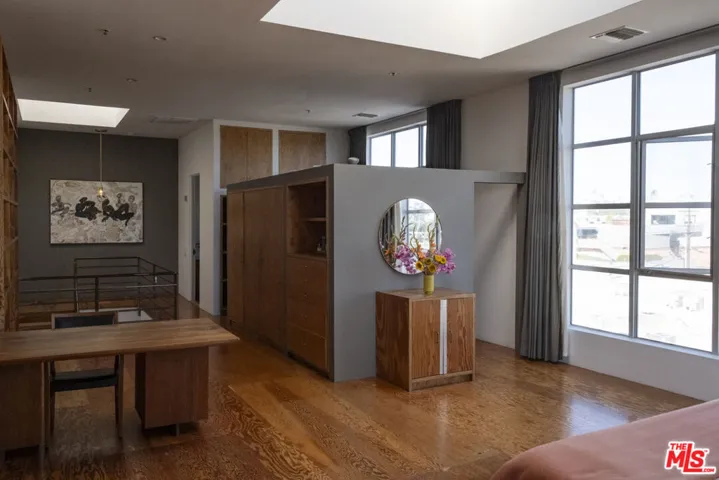 1643 12th Street 2, Santa Monica, California 90404