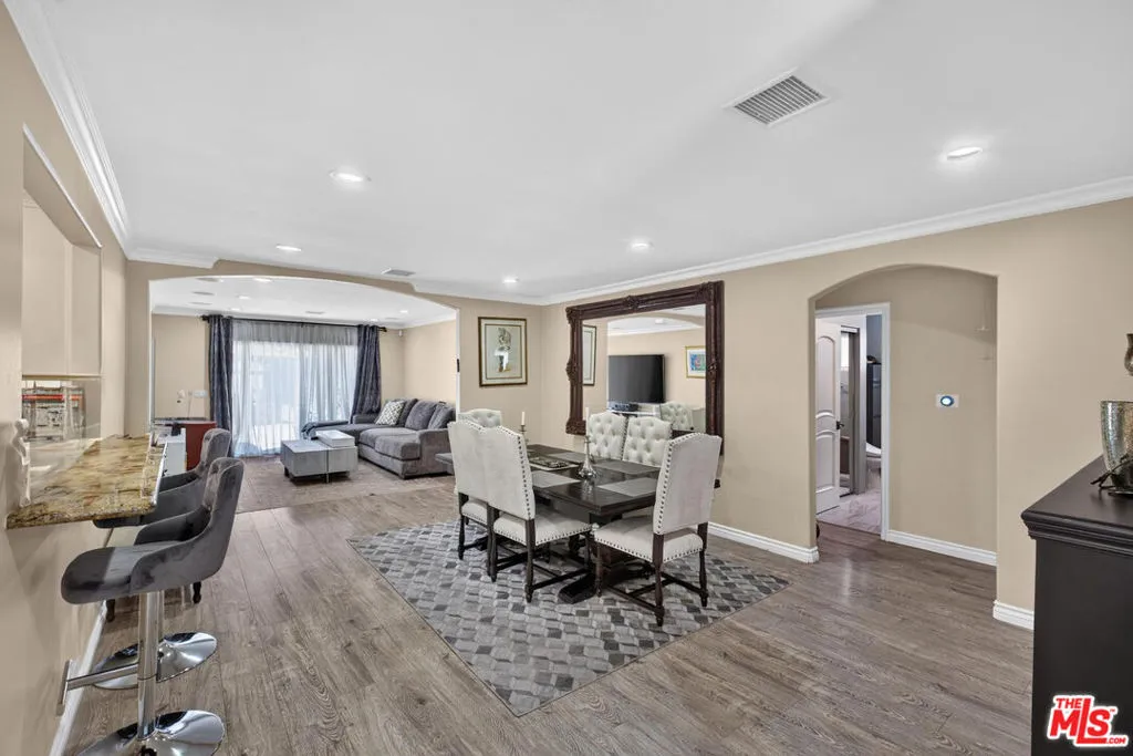 14743 Mccormick Street, Sherman Oaks, California 91411 — photo 5