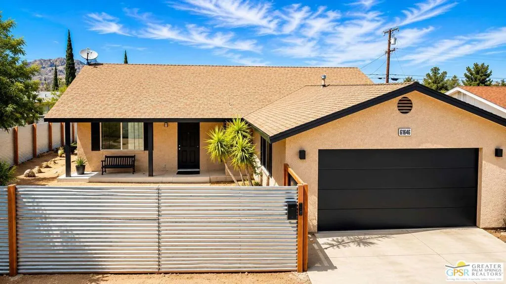 61646 Palm Vista Dr