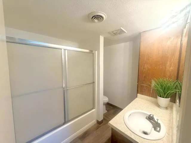 325 Standiford Avenue 65, Modesto, California 95350