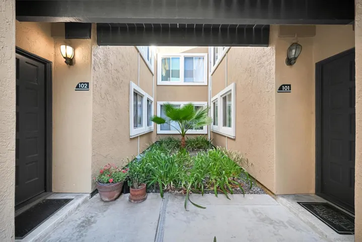 17195 W Bernardo Dr 101, San Diego, California 92127