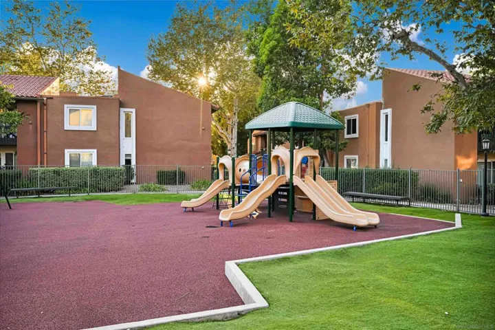 17195 W Bernardo Dr 101, San Diego, California 92127