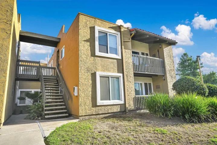 17195 W Bernardo Dr 101, San Diego, California 92127