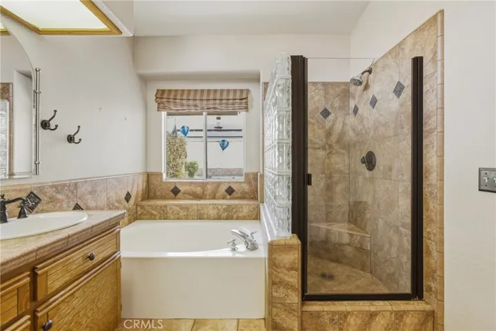 1250 Granite, Hemet, California 92543