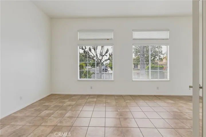 1250 Granite, Hemet, California 92543