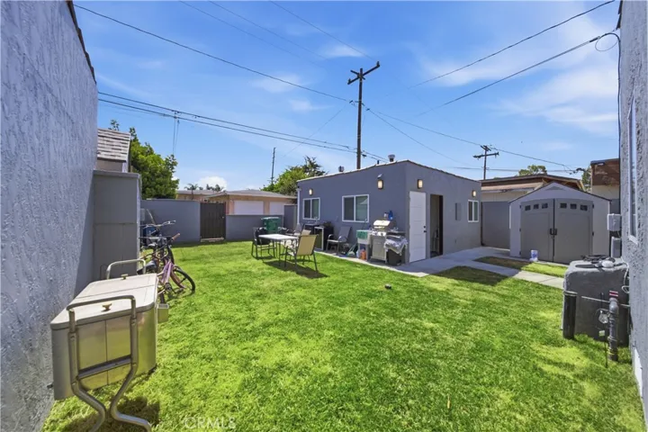 6816 Cerritos Avenue, Long Beach, California 90805