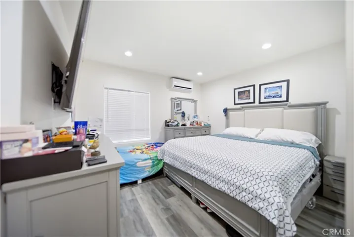 6816 Cerritos Avenue, Long Beach, California 90805