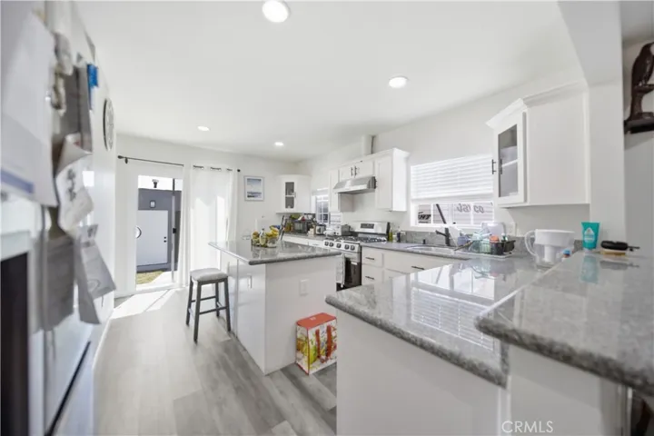 6816 Cerritos Avenue, Long Beach, California 90805