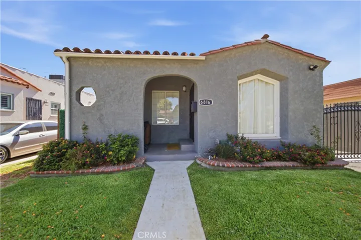 6816 Cerritos Avenue, Long Beach, California 90805
