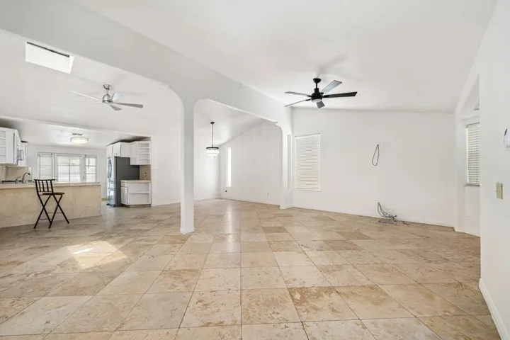 16-web-or-mls-MHDeAnza_OPMG_0726_016