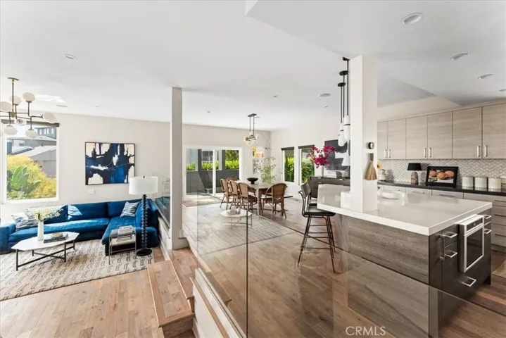 845 Summit Drive, Laguna Beach, California 92651