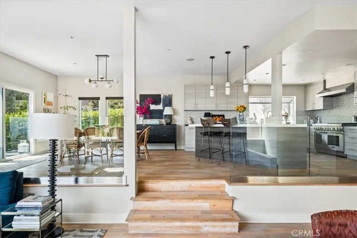 845 Summit Drive, Laguna Beach, California 92651