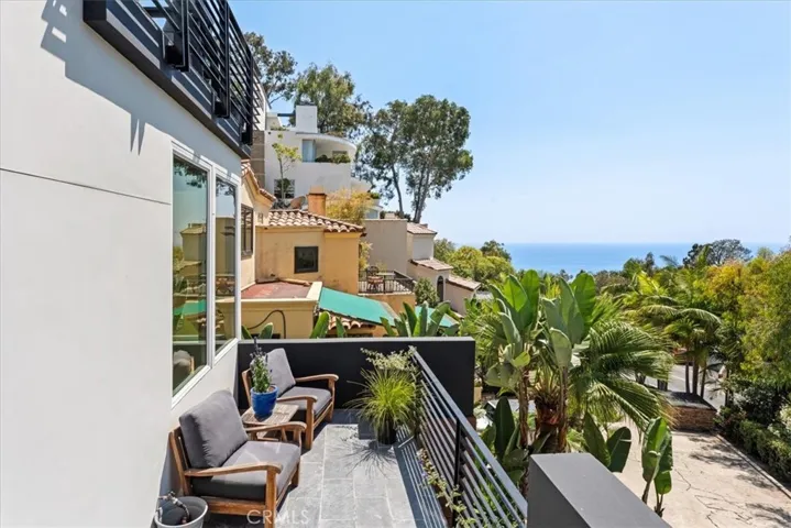 845 Summit Drive, Laguna Beach, California 92651