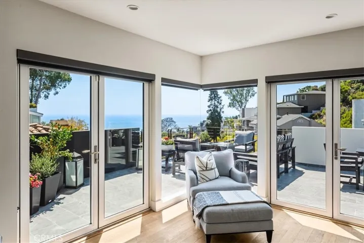845 Summit Drive, Laguna Beach, California 92651