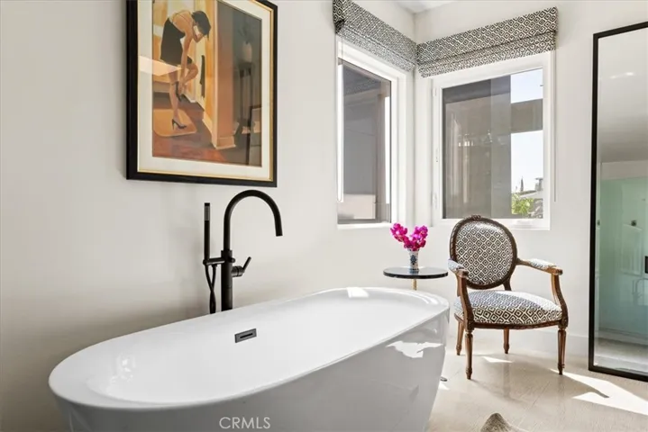 845 Summit Drive, Laguna Beach, California 92651