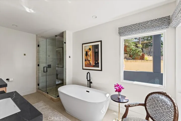 845 Summit Drive, Laguna Beach, California 92651
