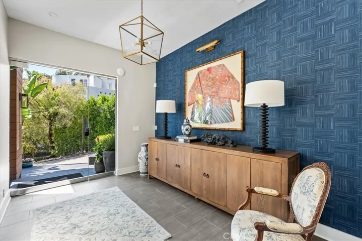 845 Summit Drive, Laguna Beach, California 92651