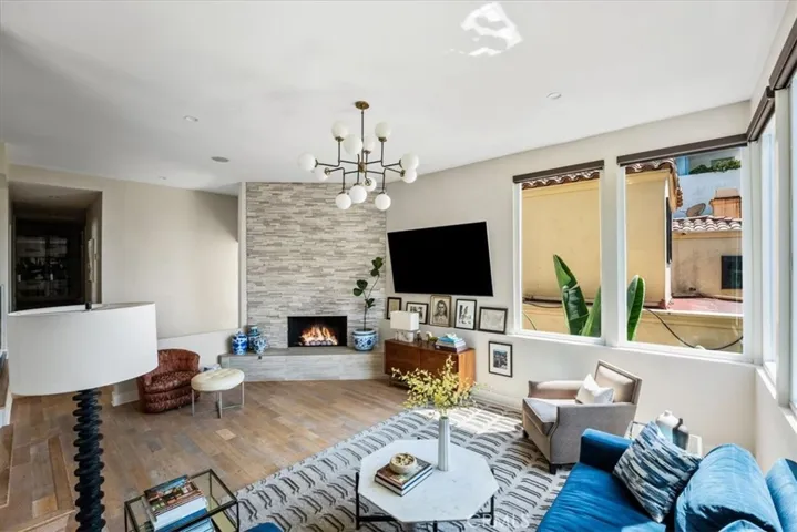 845 Summit Drive, Laguna Beach, California 92651
